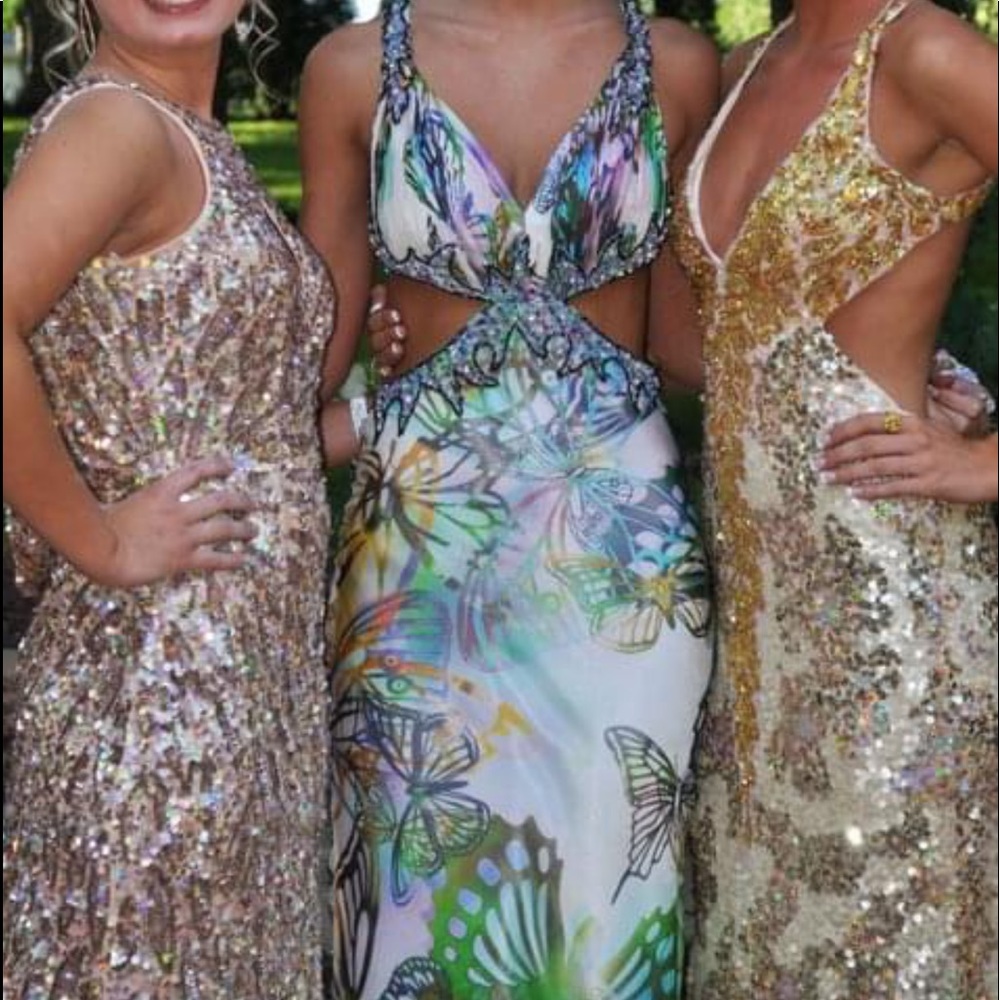 Prom Dress - Picture 5 of 5